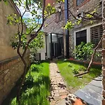 Rroji Urban Heritage - Boutique & Serviced In Center 4* Shkodër