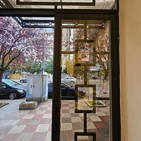 アパートホテル Rroji Urban Heritage *