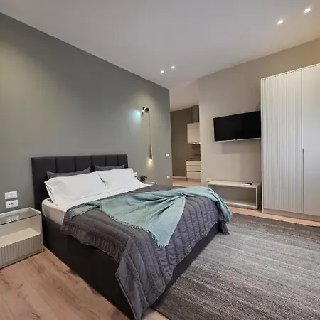 Aparthotel Rroji Urban Heritage *