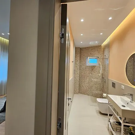 Rroji Urban Heritage アパートホテル Shkodër