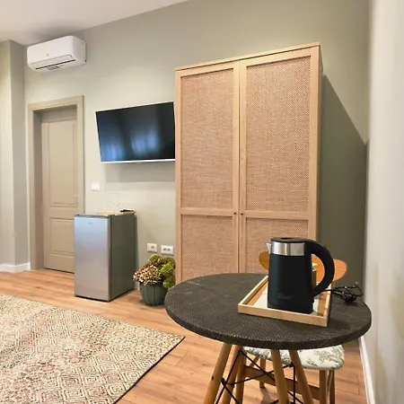 Rroji Urban Heritage アパートホテル