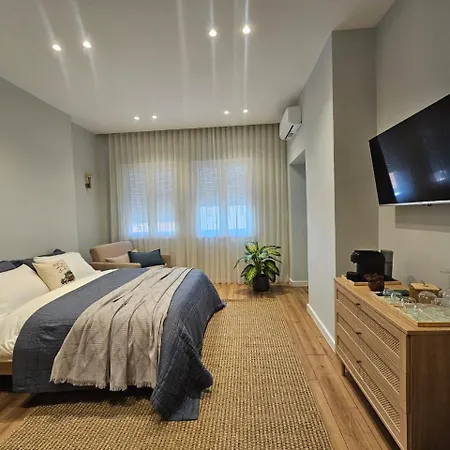 Rroji Urban Heritage 아파트호텔 *