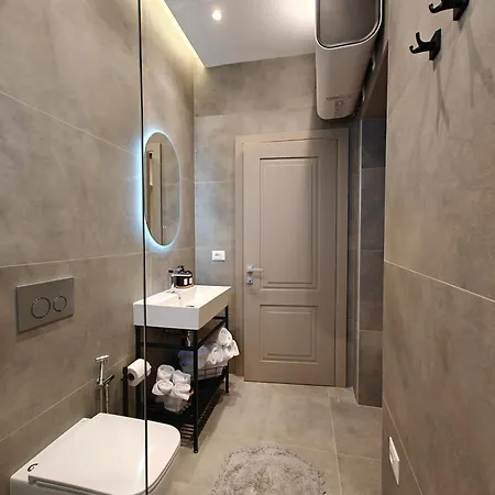 Rroji Urban Heritage - Boutique & Serviced In Center Appart hôtel 4*