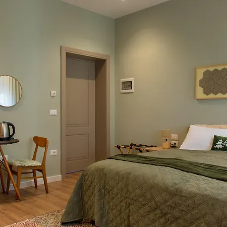 Rroji Urban Heritage 아파트호텔 *