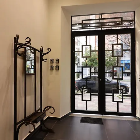 Rroji Urban Heritage - Boutique & Serviced In Center Aparthotel 4*