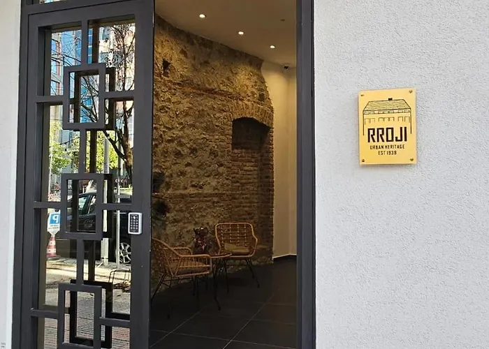 Hotel apartamentowy Rroji Urban Heritage