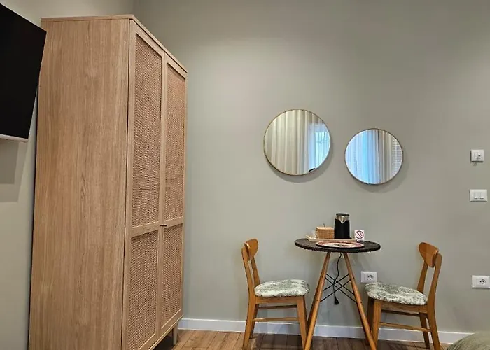 Hotel apartamentowy Rroji Urban Heritage *