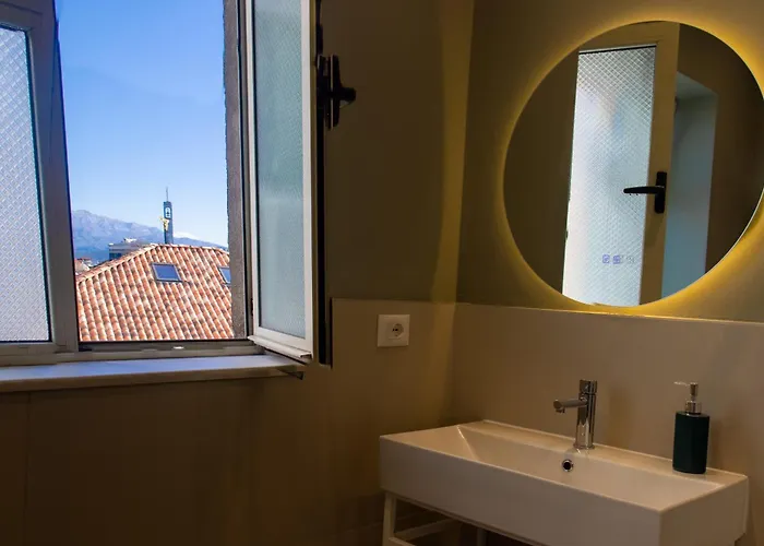 Rroji Urban Heritage Hotel apartamentowy *